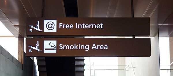 Smoking at Airport: Smoking Areas in the US and Asia